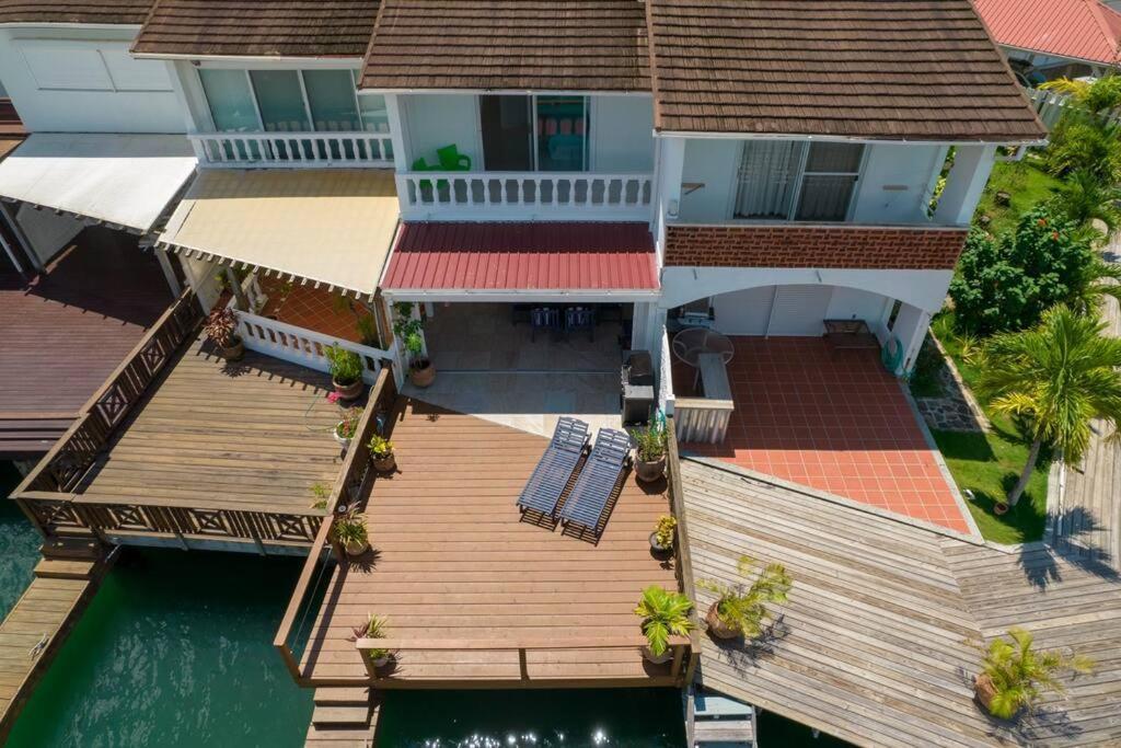 Waterfront Luxury Retreat: 2-Bed Villa Sea Life Jolly Harbour Exterior photo